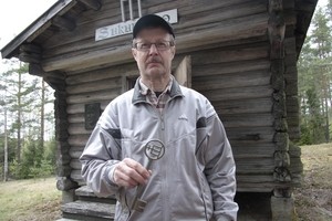 M&auml;ntt&auml;rin Sukuyhdistyksen omistaman sukumuseon avaimen haltijana ja museonhoitajana toimii Markku Kujala, joka on perinyt teht&auml;v&auml;n edesmenneilt&auml; vanhemmiltaan Tenho ja Sirkka Kujalalta.