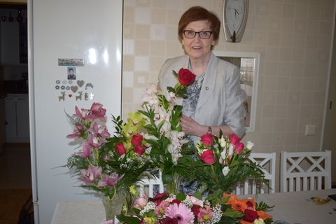 Kouvolan Myllykoskella asuva Marja-Leena Vainio on maamme historian ensimmäinen, joka on saanut tasavallan presidentin myöntämän nuorisoasiainneuvoksen arvonimen.