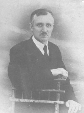 Mänttärin Sukuyhdistyksen perustajajäsen ja ensimmäinen puheenjohtaja Vihtori Mänttäri.