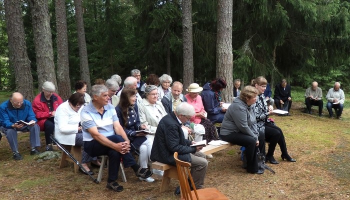 Sukuseurat kokosivat Mänttärinmäen Heinäkalliolle Kouvolan Liikkalaan runsaasti väkeä viime sunnuntaina.