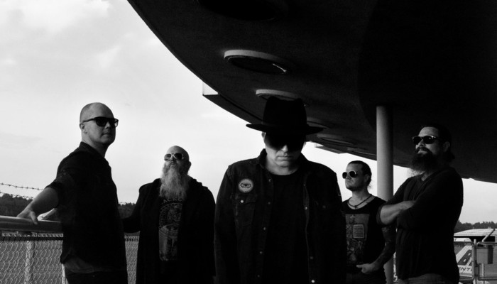 Kouvolan Inkeroisissa kasvanut Jaani Peuhu luotsaa Mercury Circle -yhtyettä, joka julkaisi esikois-ep:nsä viime elokuussa.